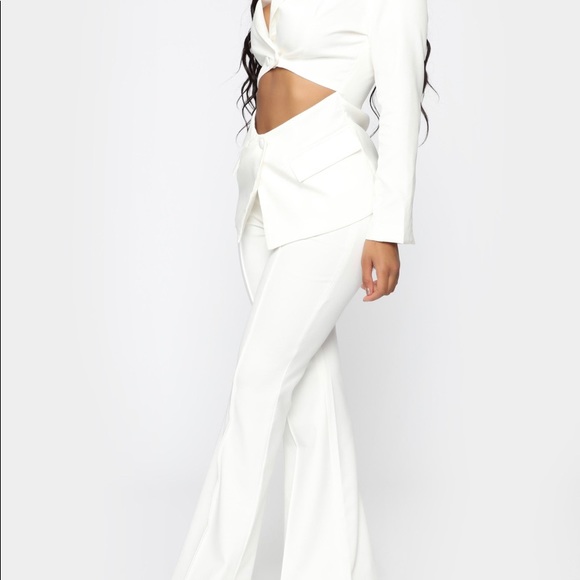 BEAUTIFUL IVORY CUT OUT BLAZER  M NWOT - Picture 4 of 5